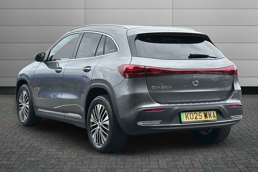Mercedes-Benz EQA Eqa 250 Sport Executive Grey #2