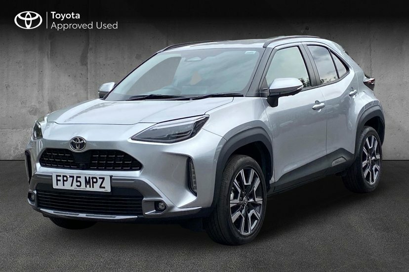 Toyota Yaris Cross 1.5 Vvt-h Excel Suv Hybrid E-cvt 130 P Silver #3