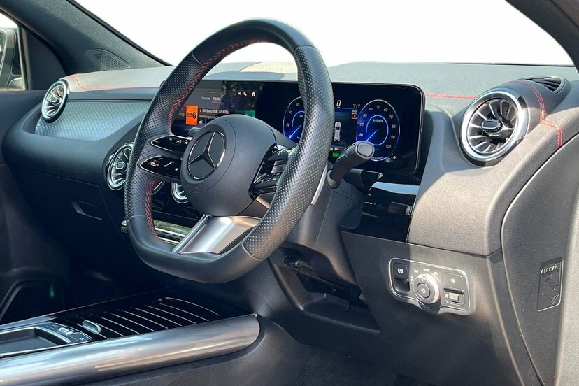 Mercedes-Benz EQA Eqa 250 70.5Kwh Urban Edition Suv Au Black #5