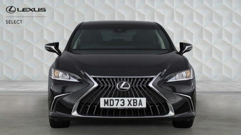 Lexus ES 2.5 300H Premium Edition Saloon Hybrid Black #2