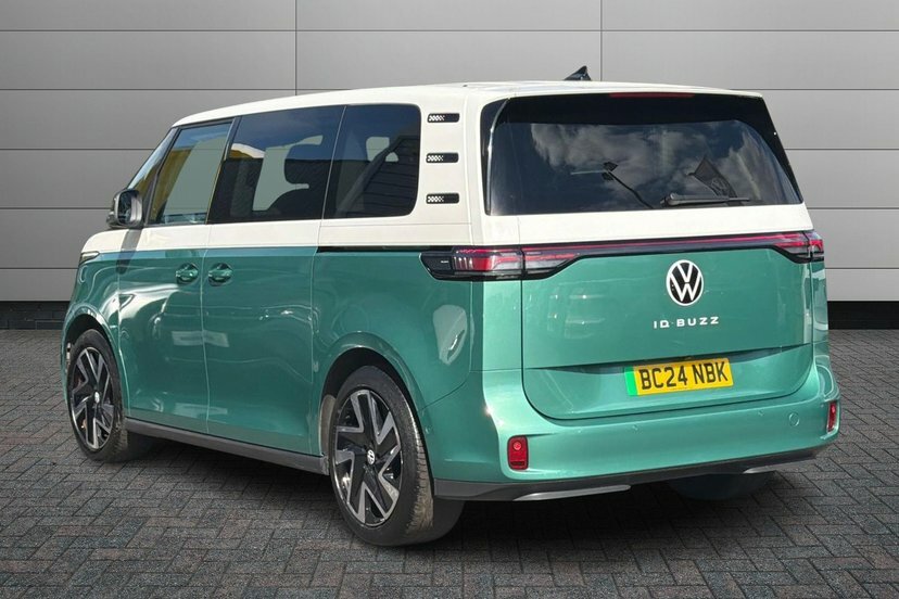 Volkswagen ID.Buzz Pro 77Kwh Style Mpv 204 Ps White #3
