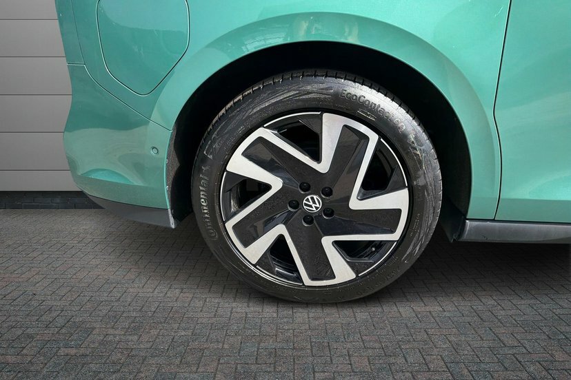 Volkswagen ID.Buzz Pro 77Kwh Style Mpv 204 Ps White #5