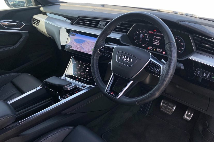 Audi Q8 e tron 55 S Line Sportback Quattro 114K Blue #6