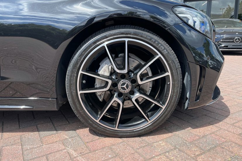 Mercedes-Benz C Class 2.0 C220d Amg Line Premium Saloon G-t Black #4
