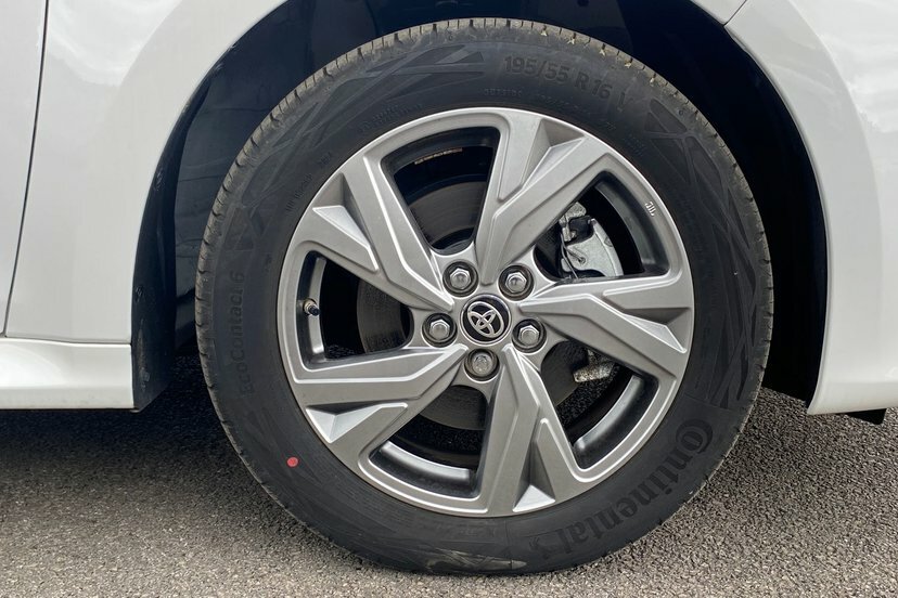 Toyota Yaris 1.5 Hybrid Design #20