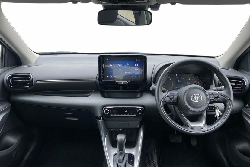 Toyota Yaris 1.5 Vvt-h Icon Hatchback Hybrid E-cvt White #5