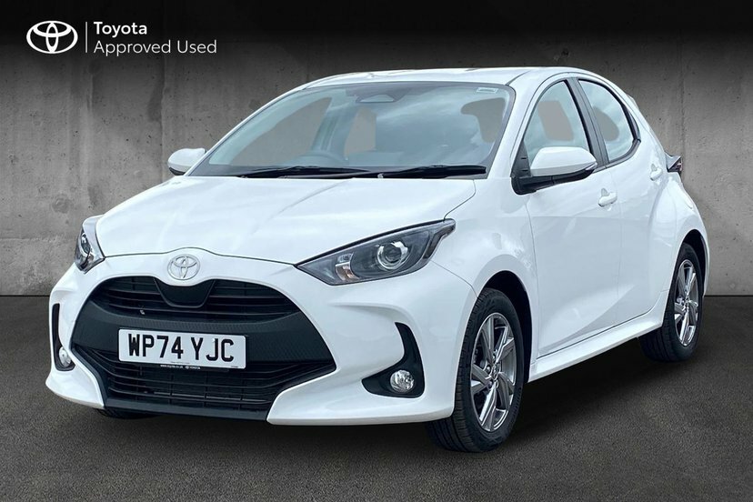 Toyota Yaris 1.5 Vvt-h Icon Hatchback Hybrid E-cvt White #3
