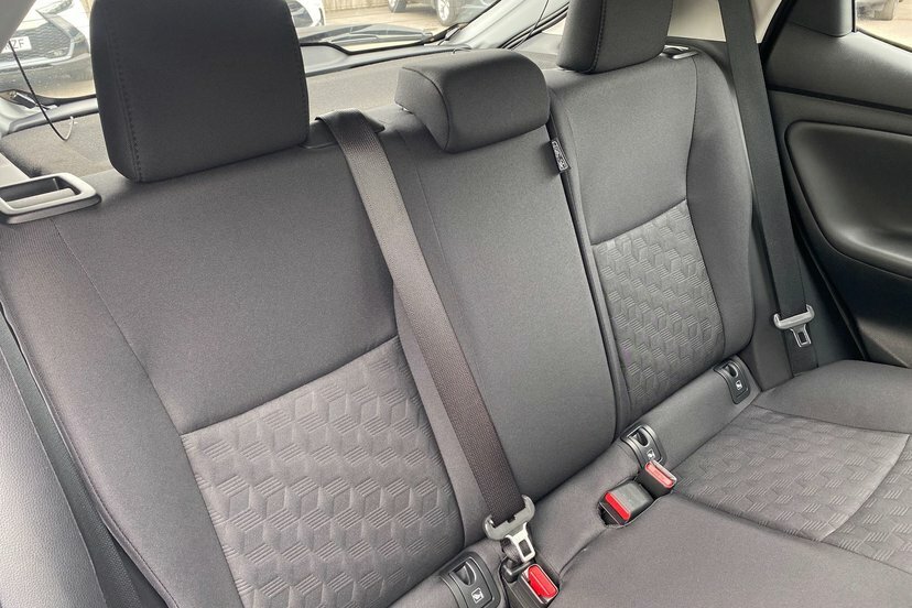 Toyota Yaris 1.5 Hybrid Design #27