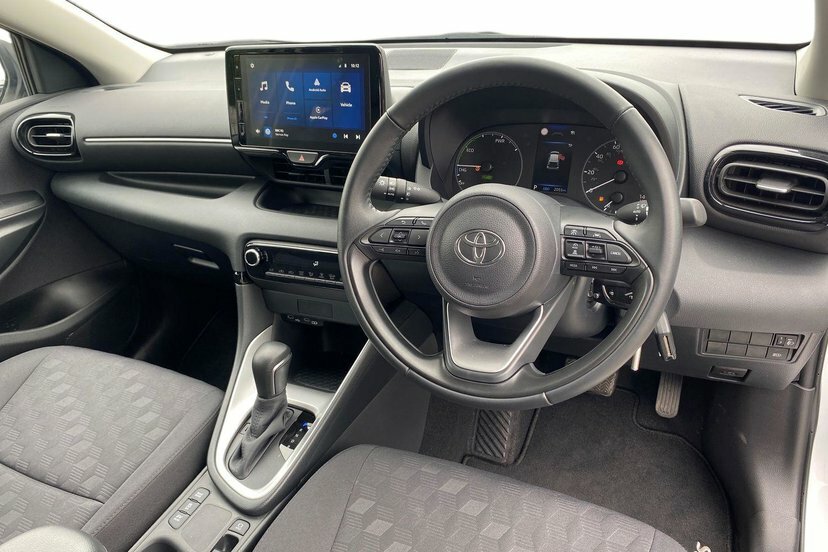 Toyota Yaris 1.5 Hybrid Design #11