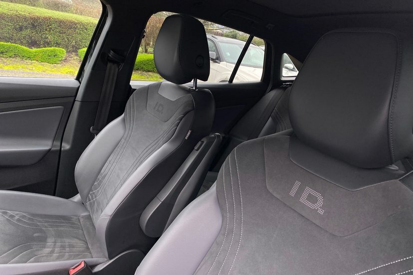 Volkswagen ID.5 128Kw Style Pro 77Kwh Keyless Entry , Re Grey #29
