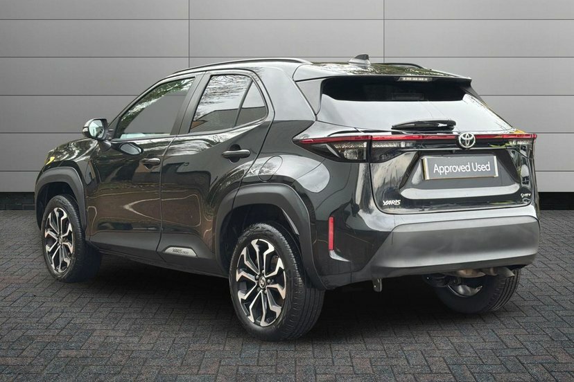 Toyota Yaris Cross 1.5 Vvt-h Design Suv Hybrid E-cvt 116 Black #3