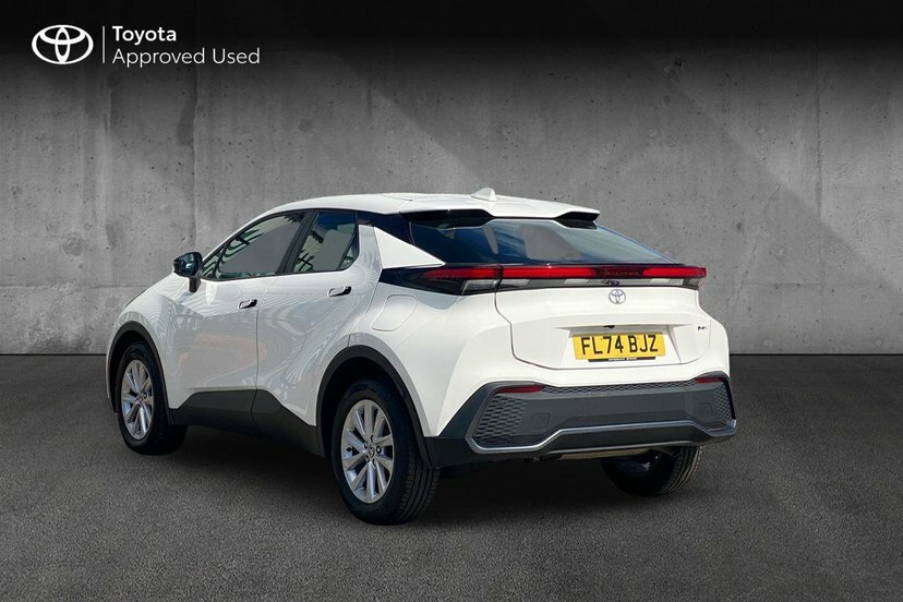Toyota C-Hr 1.8 Vvt-h Icon Suv Hybrid Cvt 140 Ps White #4