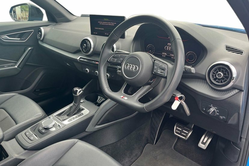 Audi Q2 1.5 Tfsi Cod 35 Black Edition Suv S Tro Blue #6