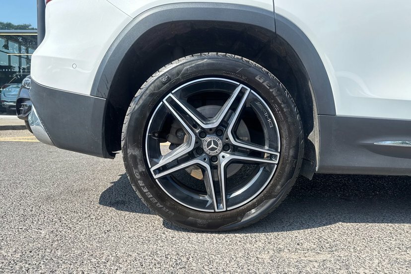 Mercedes-Benz GLB Class 1.3 Glb200 Amg Line Premium Suv 7G-dc White #4