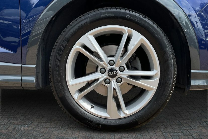 Audi Q3 1.5 Tfsi Cod 35 S Line Sportback S Tron Blue #5