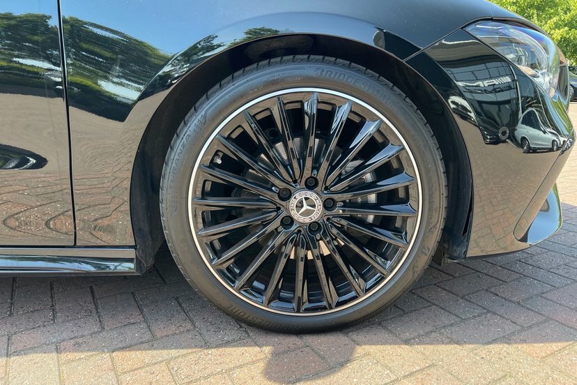 Mercedes-Benz CLA Class 1.3 Cla180h Mhev Amg Line Premium Plus Shooting Black #4