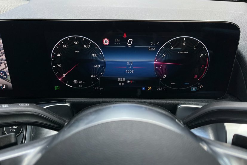 Mercedes-Benz GLB Class 1.3 Glb200h Mhev Sport Executive Suv Grey #6