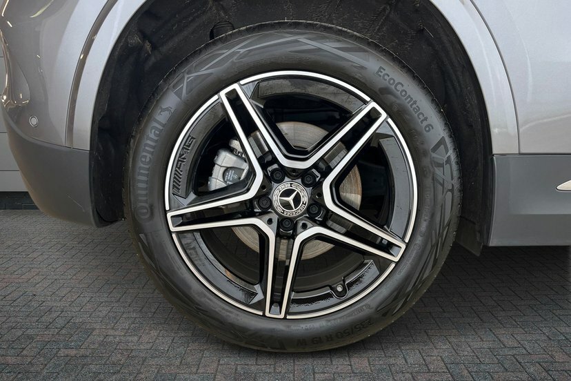 Mercedes-Benz GLA Class Gla 220D 4Matic Amg Line Executive Grey #4
