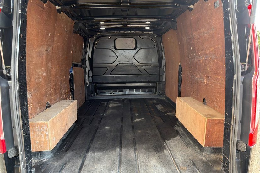 Ford Transit Custom 350 Tdci 130 L2h3 Trend Ecoblue Mwb High Roof Fwd Silver #2