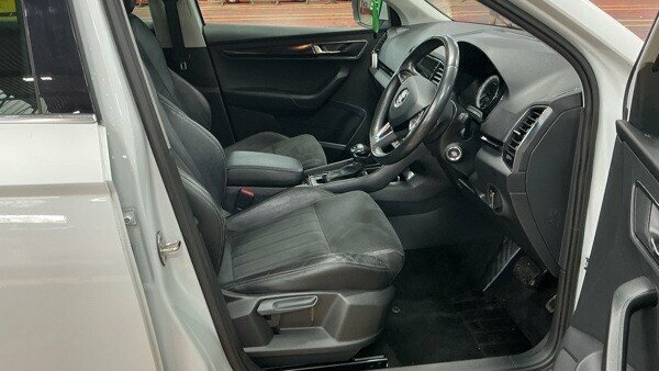 Skoda Karoq Karoq Se L Tsi Blue #8