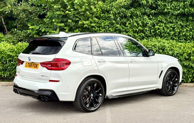 BMW X3 Suv LT68FGK White #4