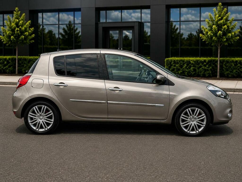 Renault Clio 1.2 I-music Hatchback Euro 5 75 Red #7