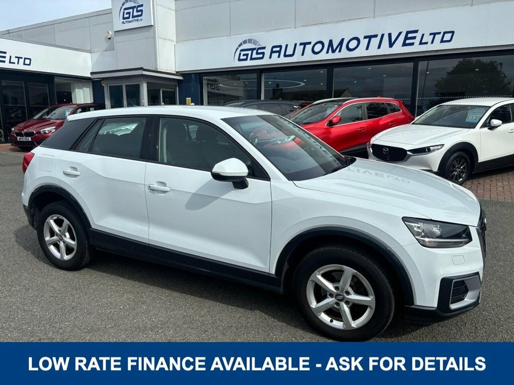 Audi Q2 1.6L Technik White