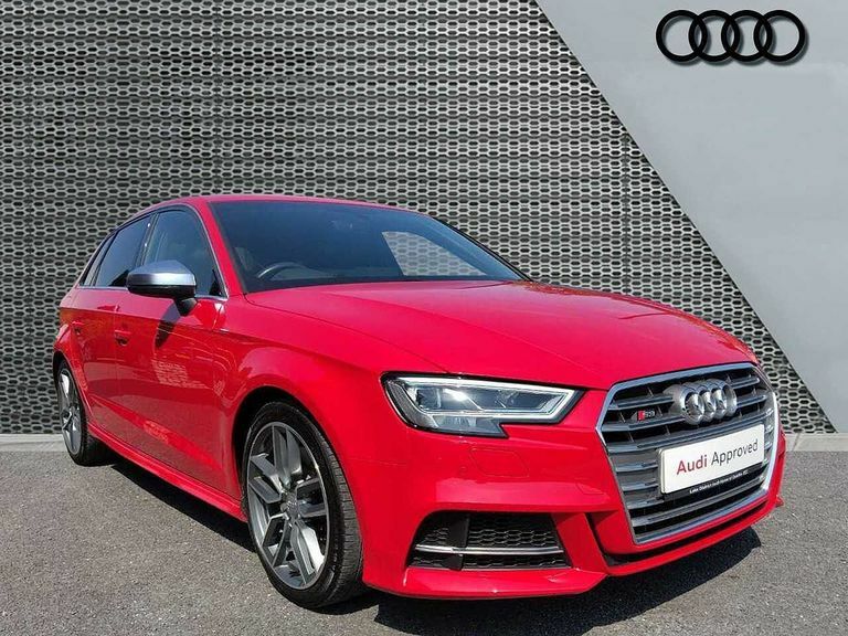 Audi A3 Tfsi 300 Ps S Tronic Red