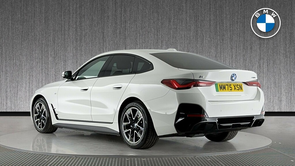 BMW i4 35 70.2Kwh M Sport Gran Coupe Edrive White #2