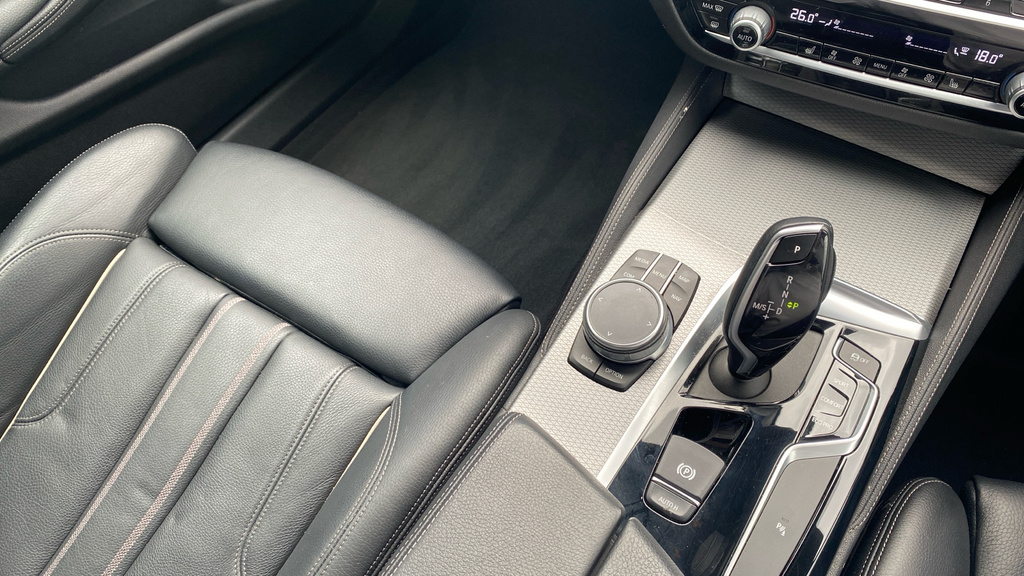 BMW 5 Series 2.0 520I M Sport 181 Bhp White #10