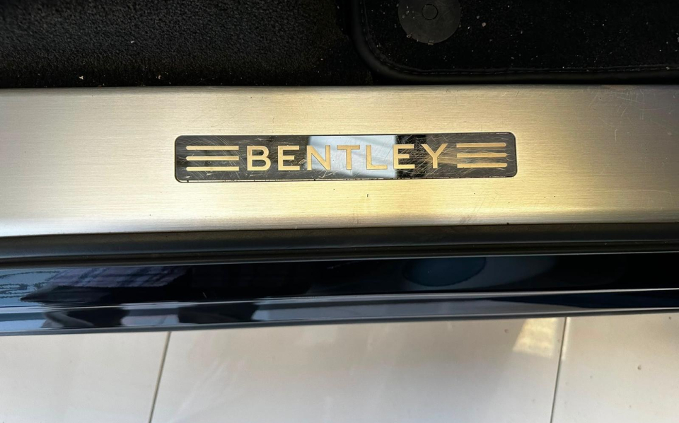 Bentley Bentayga Suv 6.0 W12 4Wd Euro 6 Ss 201717 Blue #27
