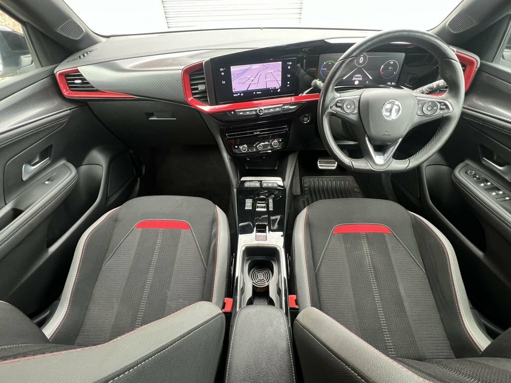 Vauxhall Mokka-e Suv AJ23HDK White #6