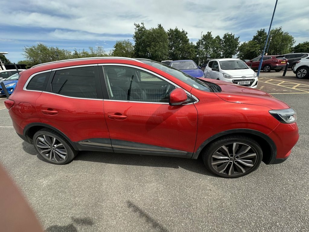 Renault Kadjar 1.3L S Edition Red #5