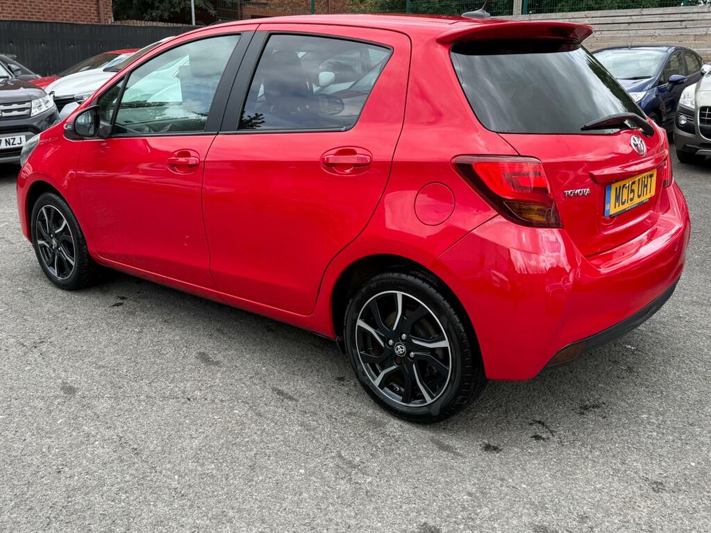 Toyota Yaris Dual Vvt-i Icon Red #8