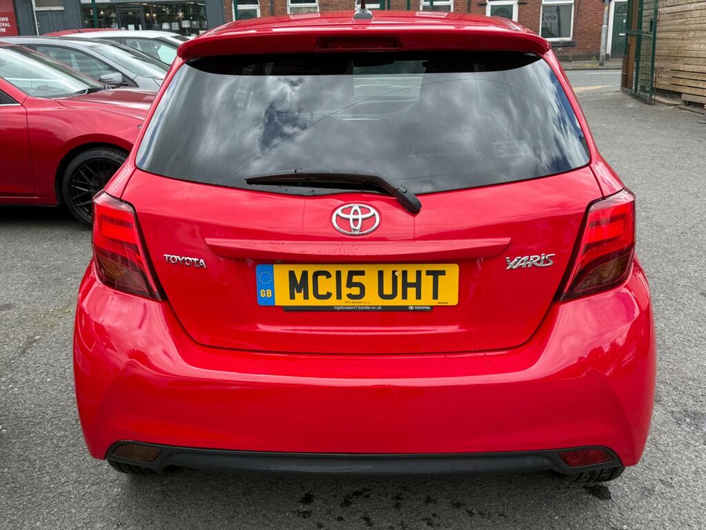 Toyota Yaris Dual Vvt-i Icon Red #12