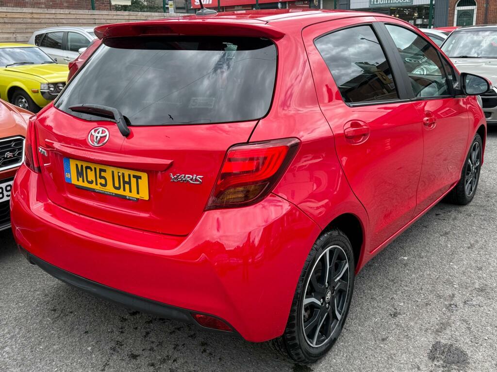 Toyota Yaris Sport Red #3