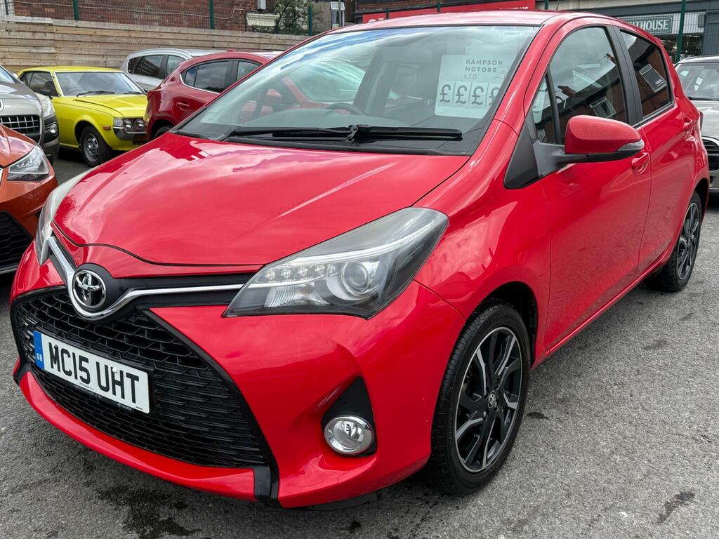 Toyota Yaris Sport Red #2
