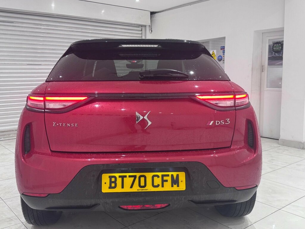 DS DS 3 Crossback E-tense 50Kwh Performance Line Crossback Red #6