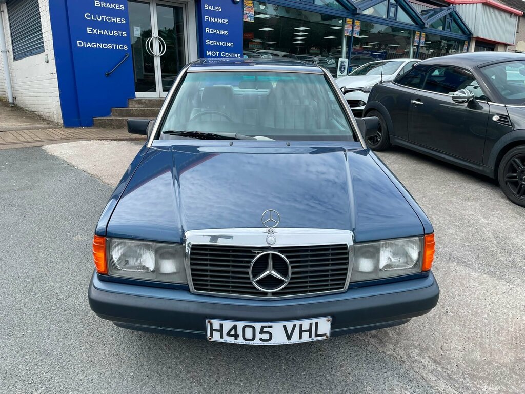 Mercedes-Benz 190 1.8L E 1.8 Brown #8
