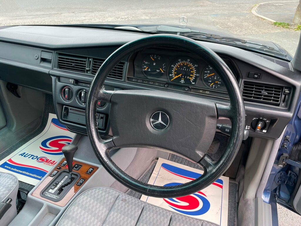 Mercedes-Benz 190 1.8L E 1.8 Brown #11