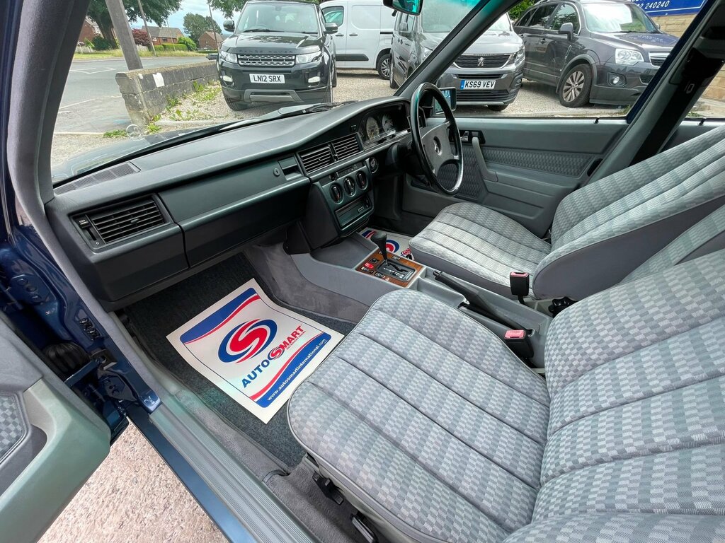 Mercedes-Benz 190 1.8L E 1.8 Brown #17