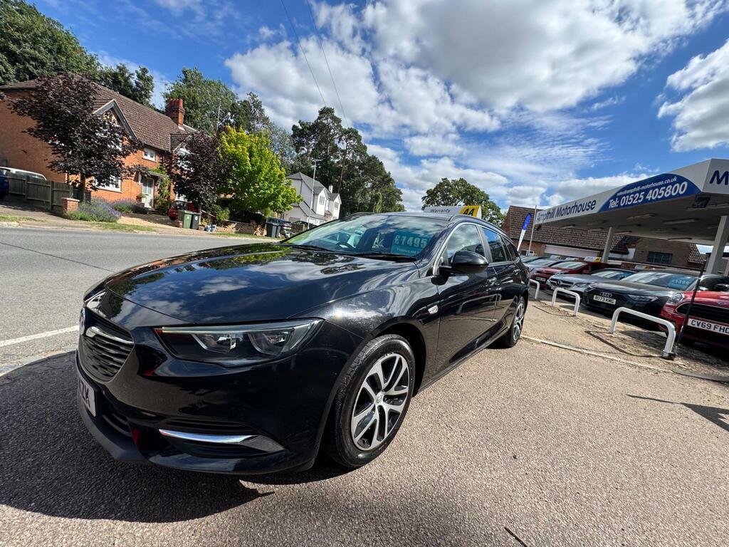 Vauxhall Insignia 1.6 Turbo D Blueinjection Design Nav Sports Tourer Black