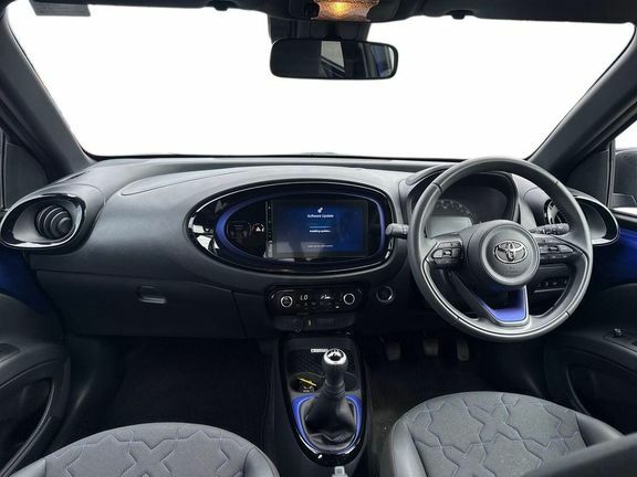 Toyota Aygo X Exclusive Manual PG73YEE Blue #6