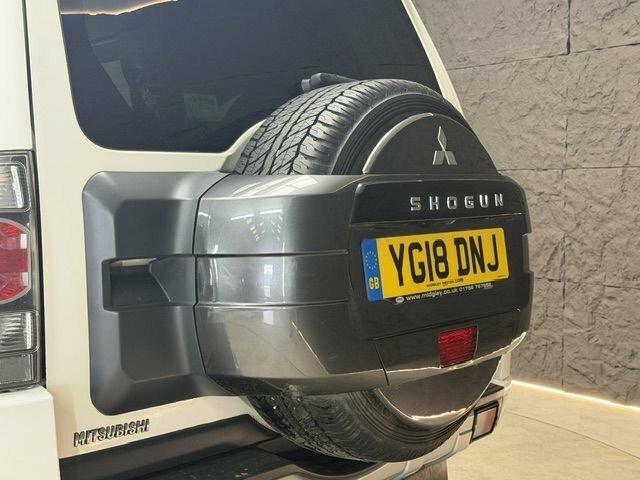 Mitsubishi Shogun 4X4 3.2 Di-dc Sg3 4Wd Euro 6 Lwb 201868 Black #19