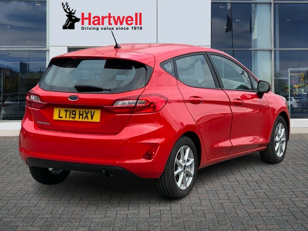 Ford Fiesta 1.1 Ti-vct Zetec Hatchback Euro Red #3