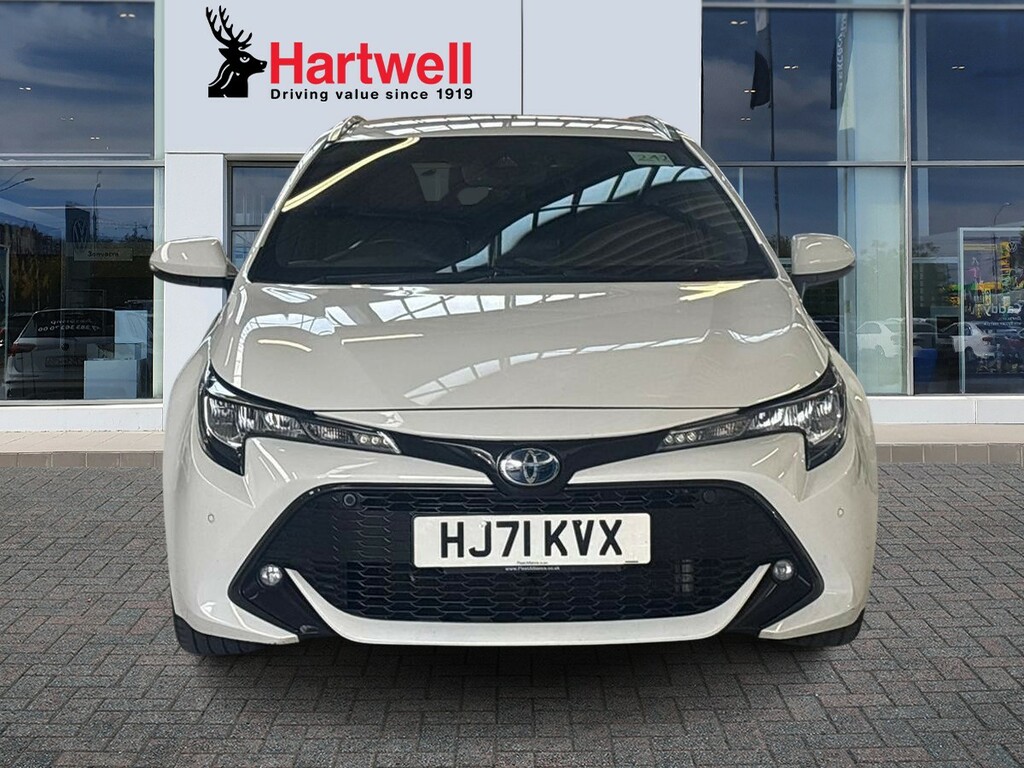 Toyota Corolla 1.8 Vvt-h Gpf Design Touring Sports Hyb White #2