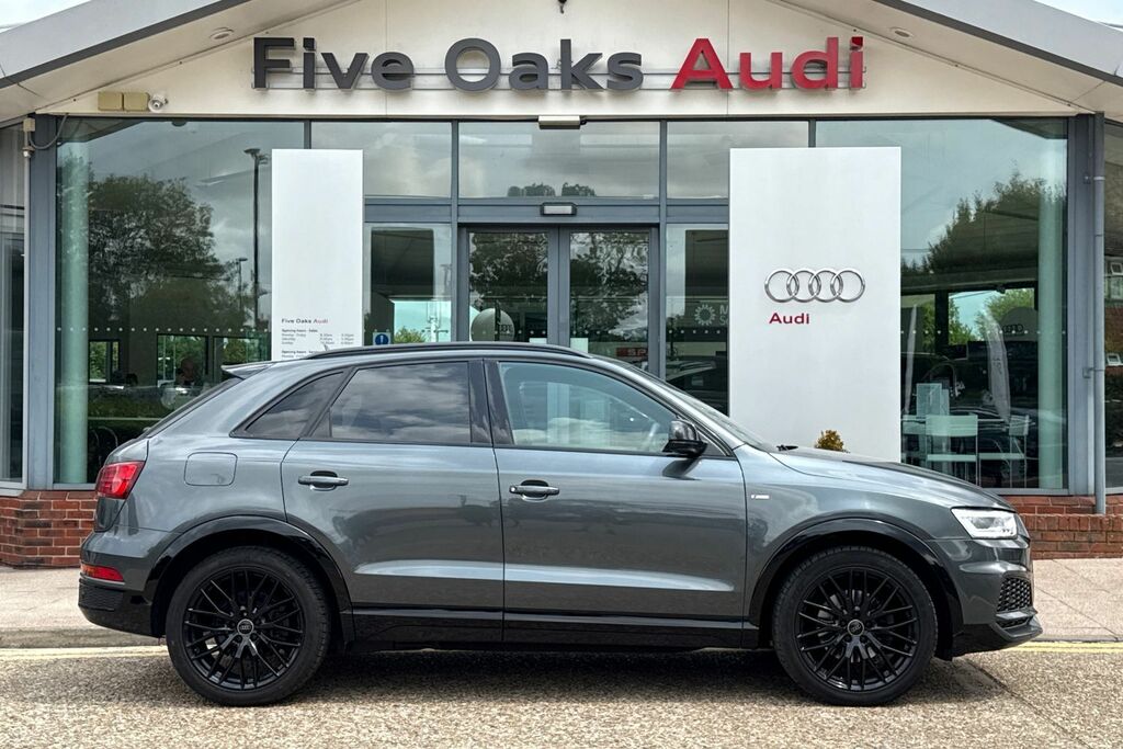 Audi Q3 Black Edition Black #2