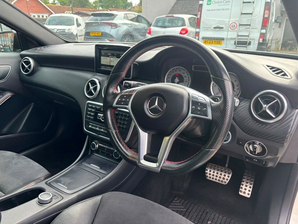 Mercedes-Benz A Class Hatchback 1.6 A200 Amg Night Edition 7G-dct Euro 6 White #2