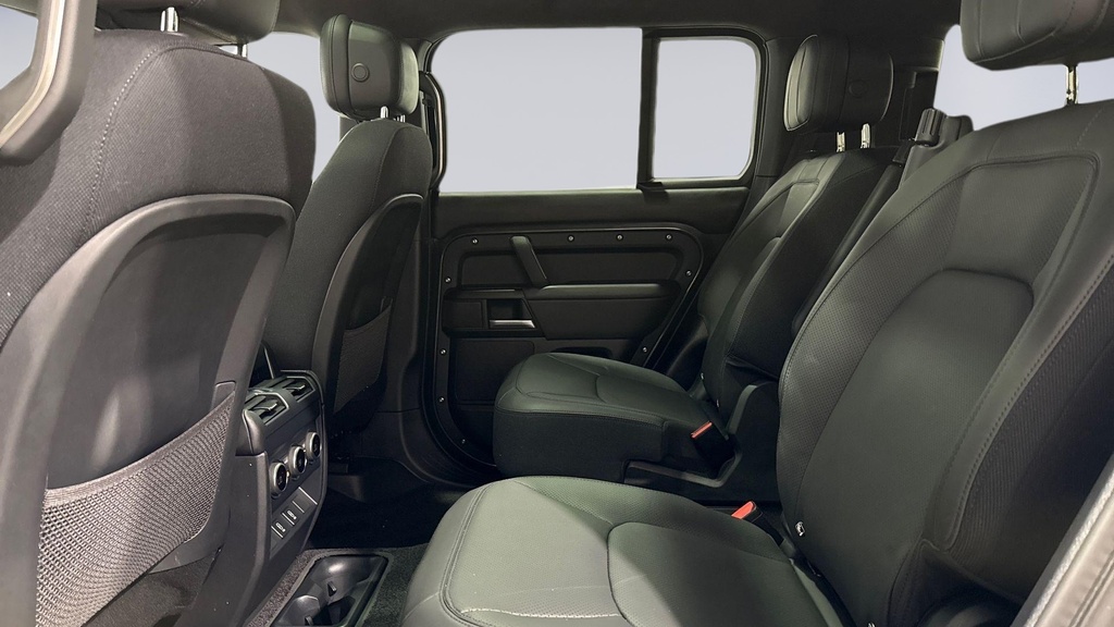 Land Rover Defender 130 D350 130 X-dynamic Hse Carpathian Grey Grey #4