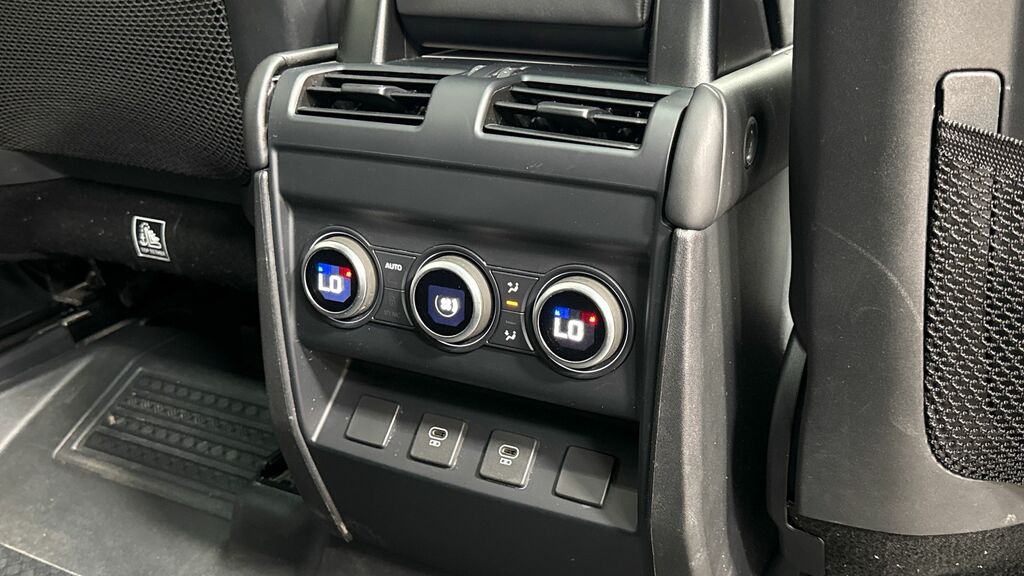 Land Rover Defender 110 3.0 D350 X-dynamic Hse 110 7 Seat Silver #18
